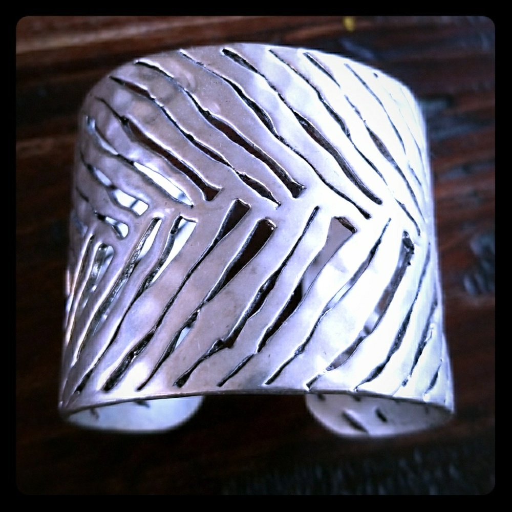 Lucky Brand Silver Feather Cuff